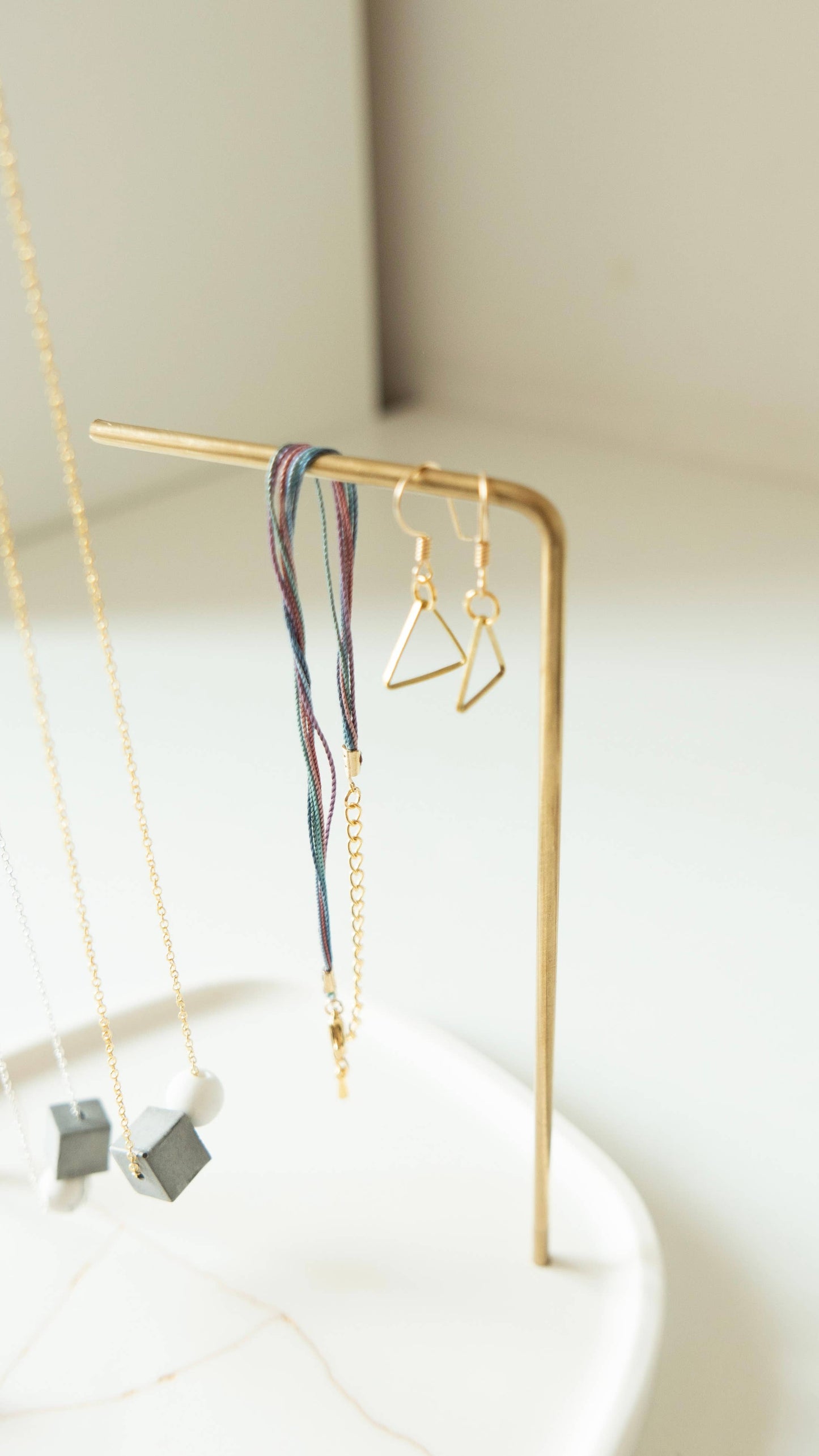 Kintsugi Jewelry Display stand