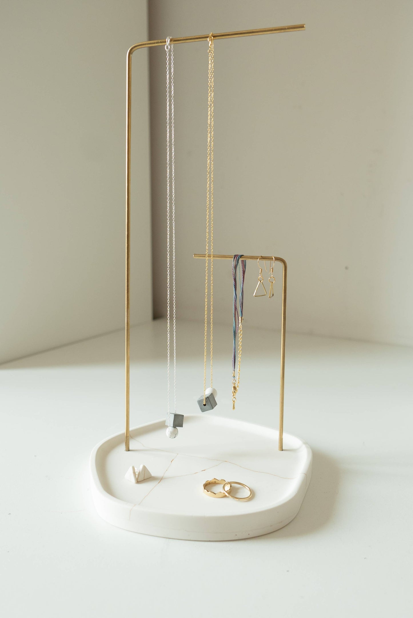 Kintsugi Jewelry Display stand